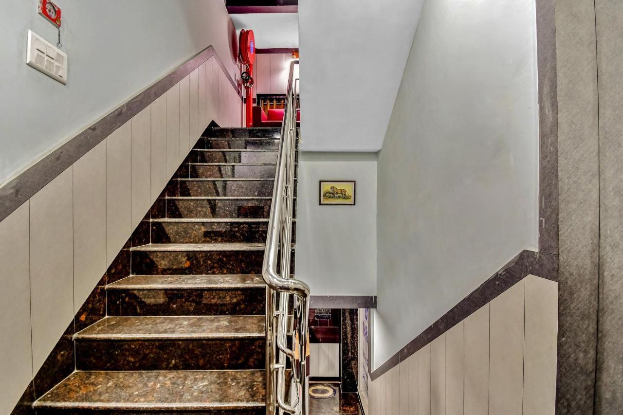 Hotel Margaret, Kalkuta Zewnętrze zdjęcie